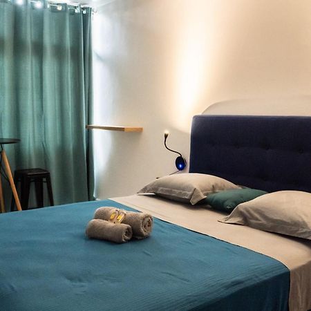 Room B777 Af City Center パペーテ エクステリア 写真